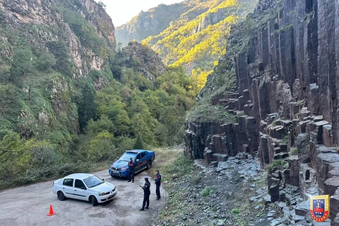 Artvin&rsquo;de aranan 47 şahıs yakalandı
