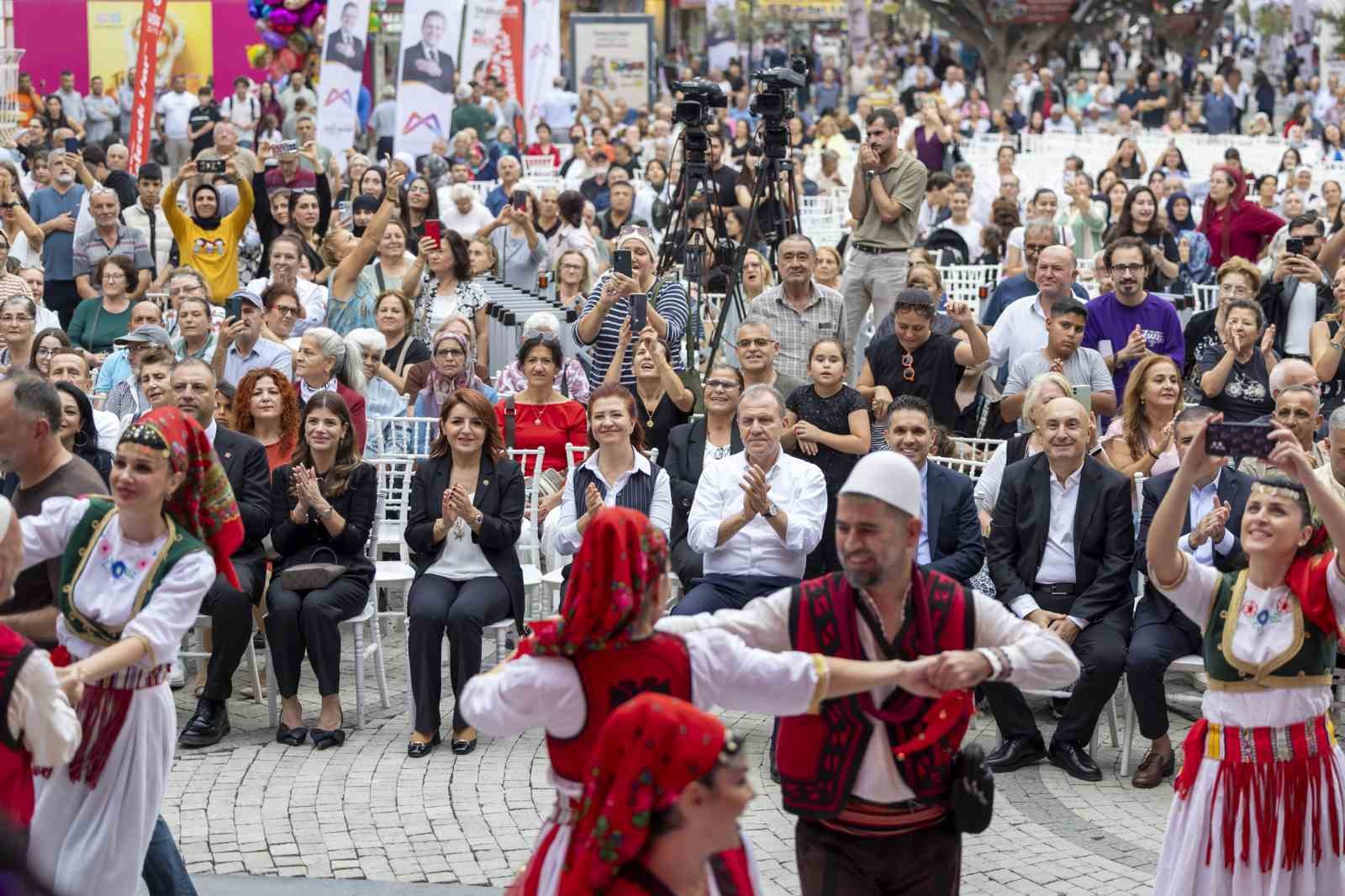 4. Ulusulararası Tarsus Festivali renkli görüntülerle başladı

