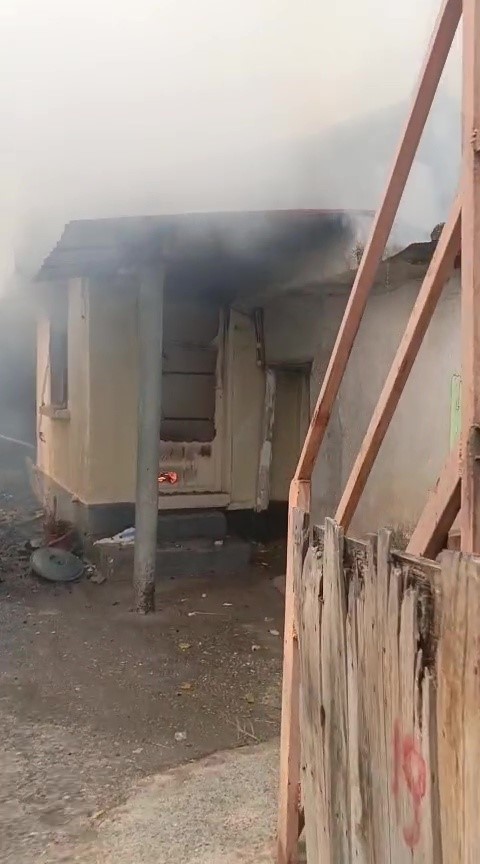 Engelli yaşlı kadın, yangında hayatını kaybetti