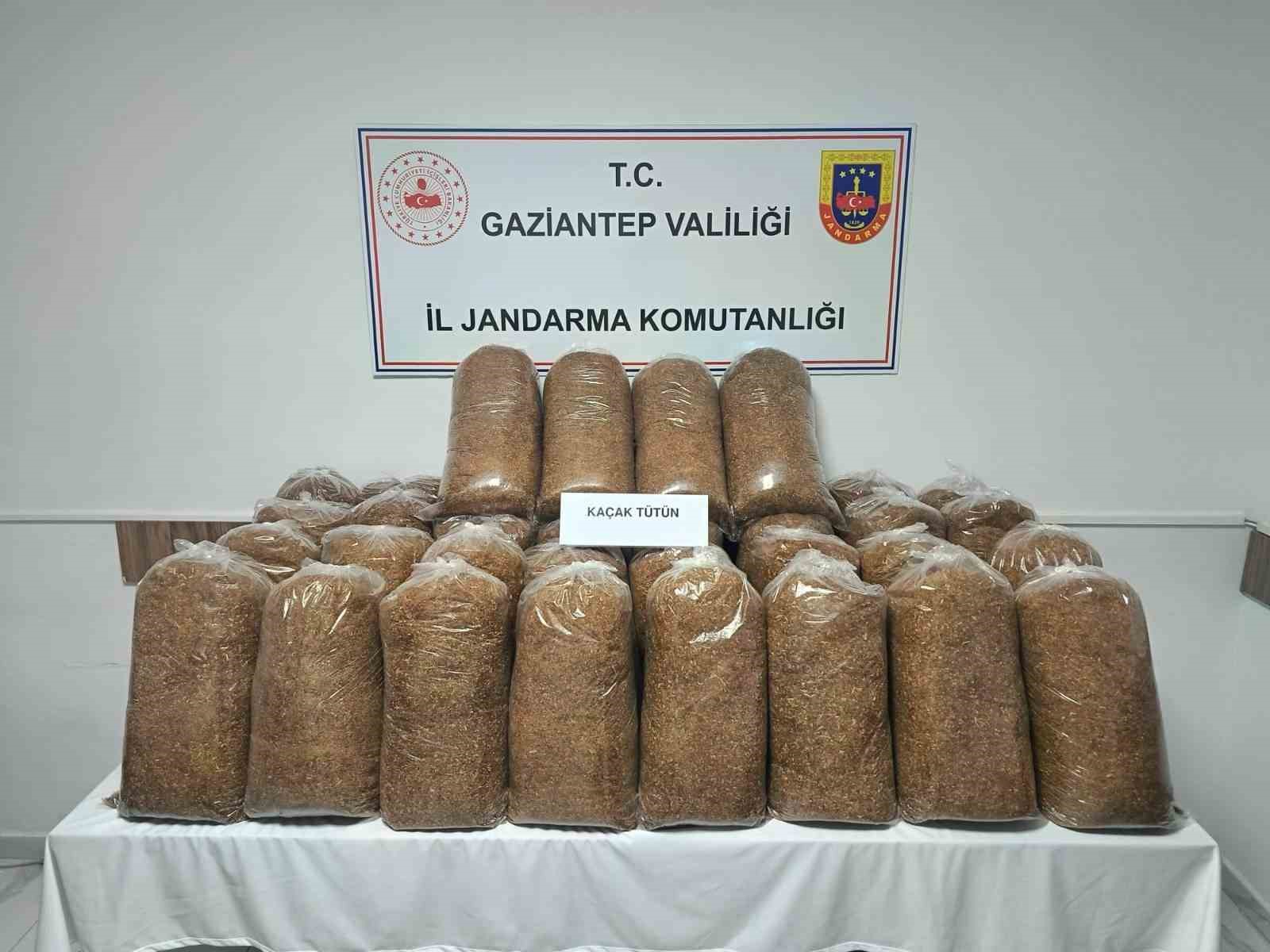 Gaziantep’te uyuşturucu ve kaçakçılık operasyonlarında 10 şahıs tutuklandı
