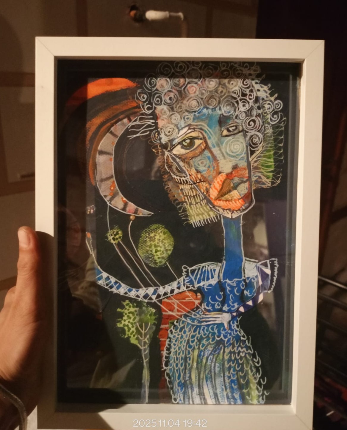 İranlı ressam 150&rsquo;ye yakın eserinin kaybolduğu iddiasıyla polise başvurdu
