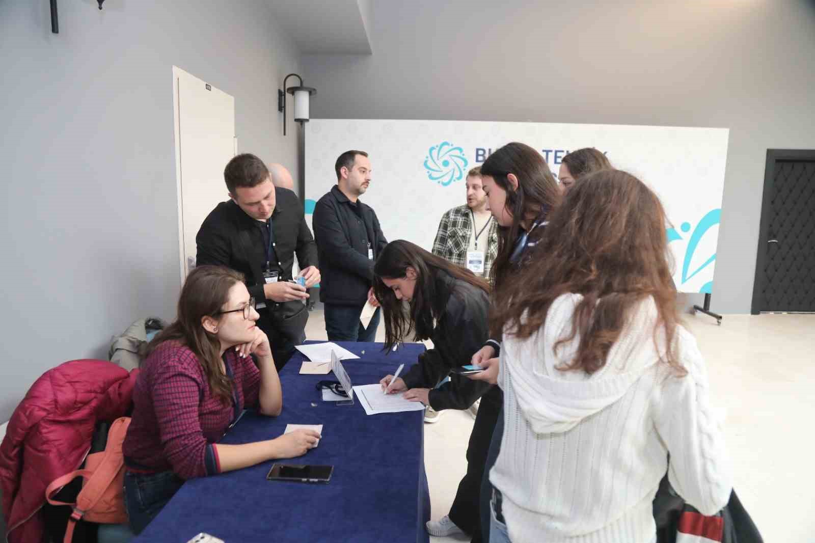 Türkiye’de İlk: Lise öğrencileri tercihten önce üniversiteli oluyor
