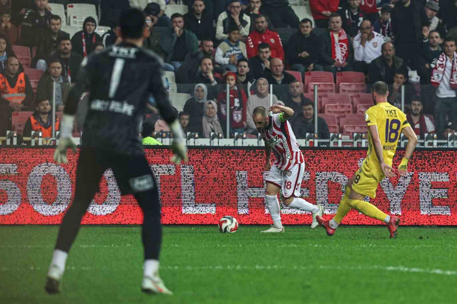 Trendyol S&uuml;per Lig: Samsunspor: 1 - Ey&uuml;pspor: 0 (Ma&ccedil; sonucu)
