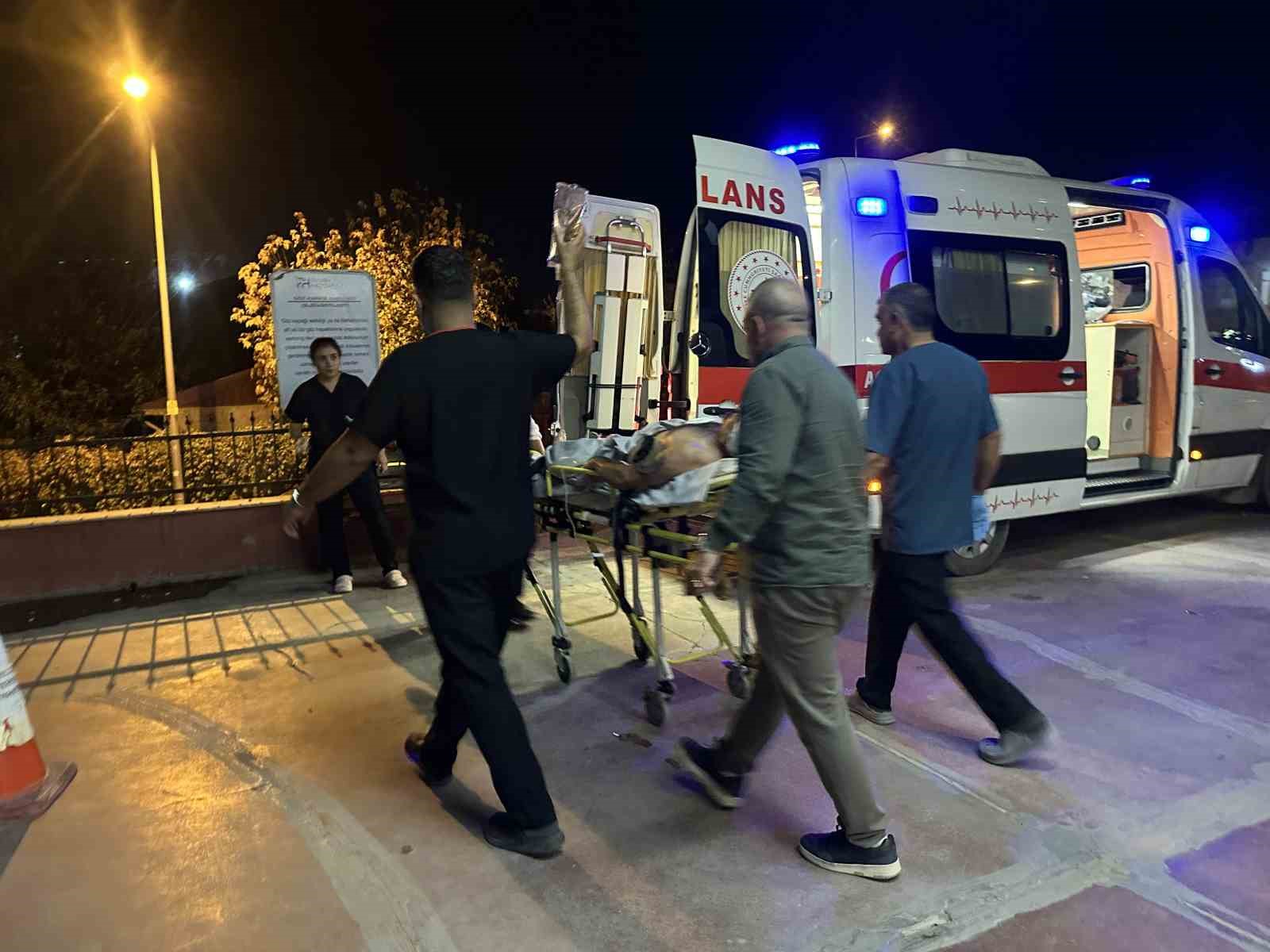 Adıyaman&rsquo;da alacak-verecek meselesinde kan aktı: 1 ağır yaralı
