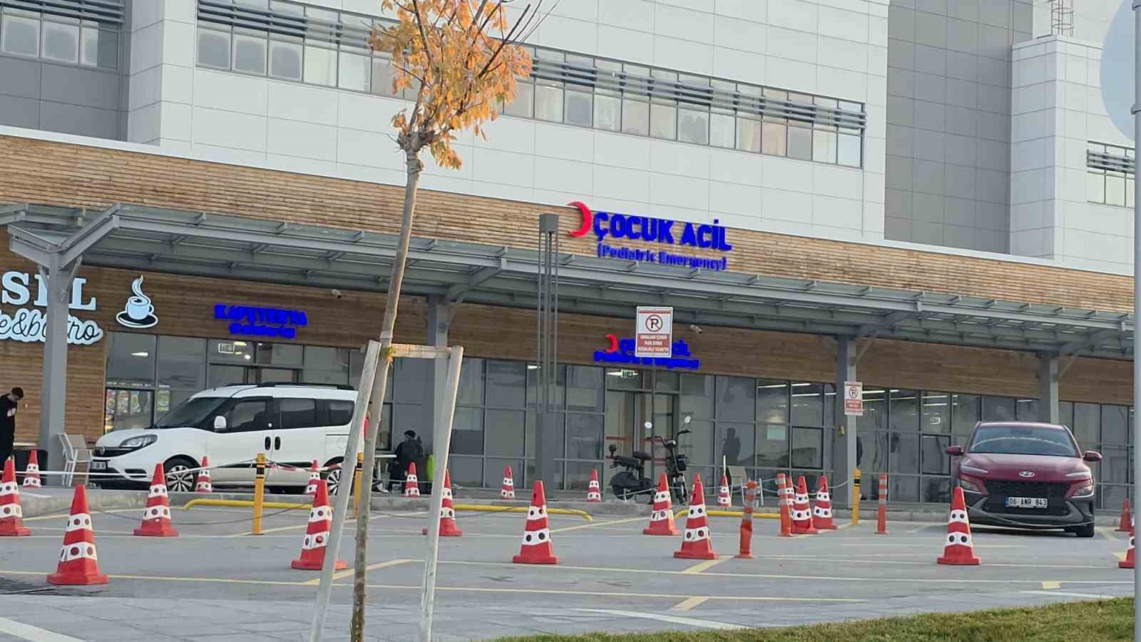 Kütahya’da yeni doğan bebeğini havalandırma boşluğuna attı