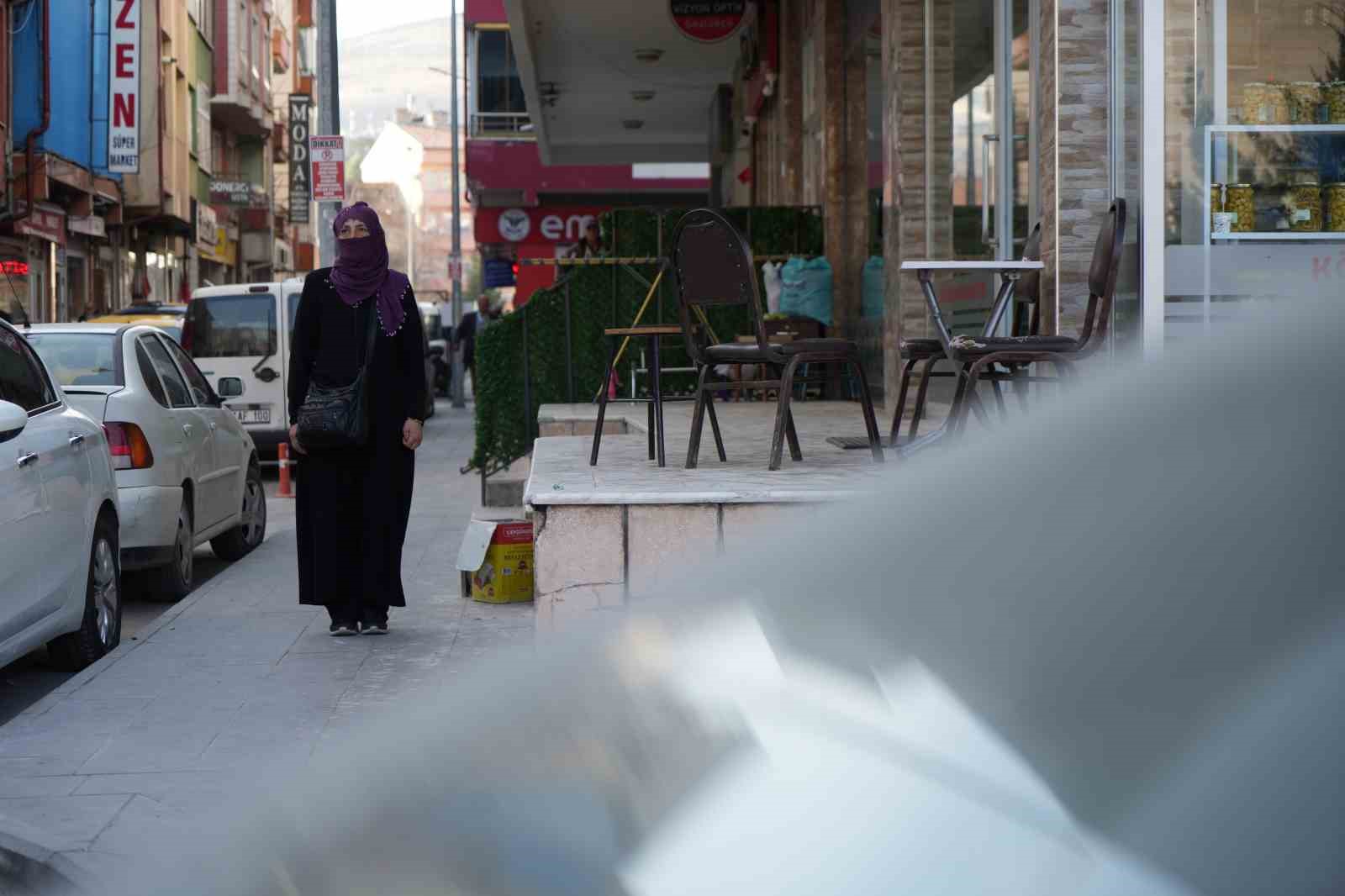 Bayburt’ta 10 Kasım Atatürk’ü Anma Günü çelenk sunumuyla başladı
