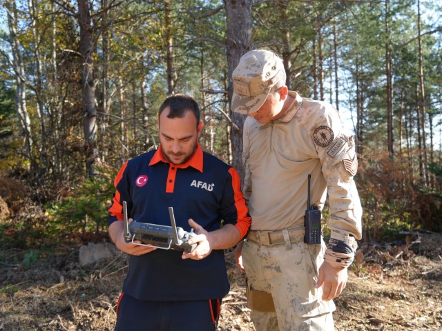 Kastamonu’da kayıp anne ile oğlunu arama çalışmaları devam ediyor