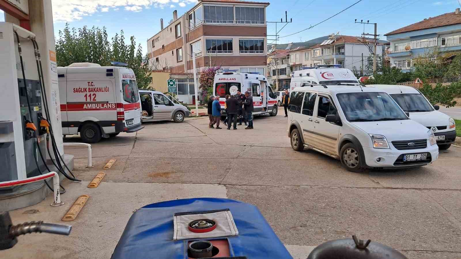 İznik&rsquo;te 8 iş&ccedil;i tavuklu pilavdan zehirlendi
