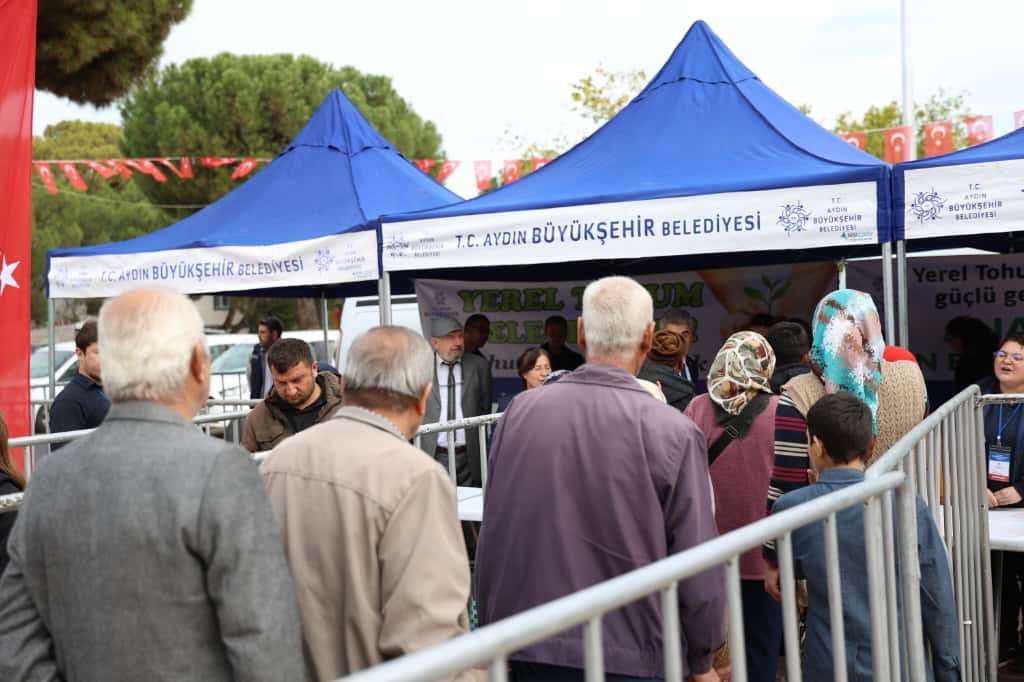 Karacasu’da Ata tohumları vatandaşlarla buluşturuldu
