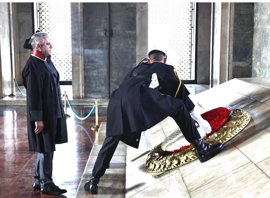 Erzurum Barosu’ndan Anıtkabir’e anlamlı ziyaret