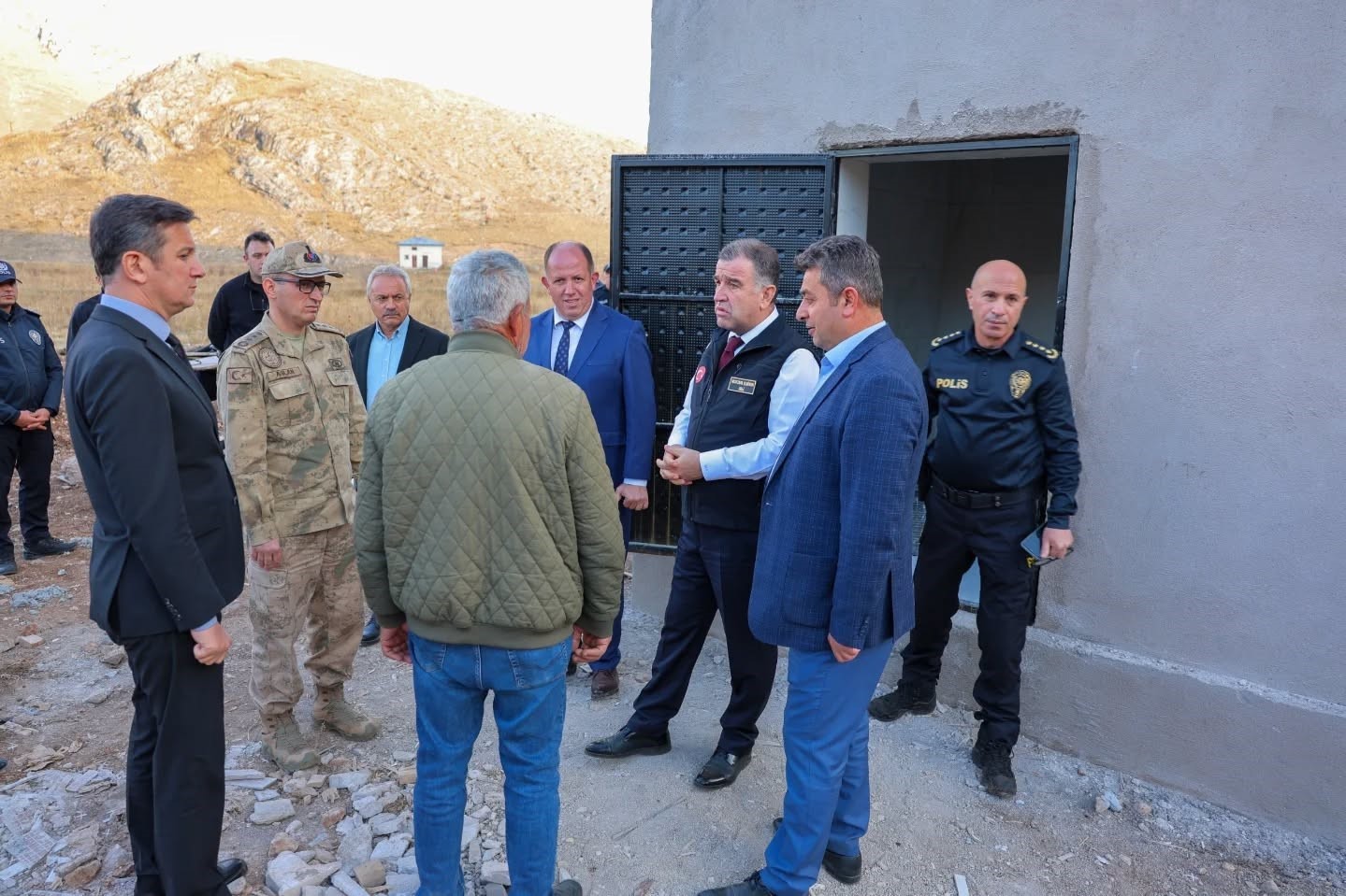 Çatalçeşme köyü içme suyu projesinde çalışmalar sürüyor
