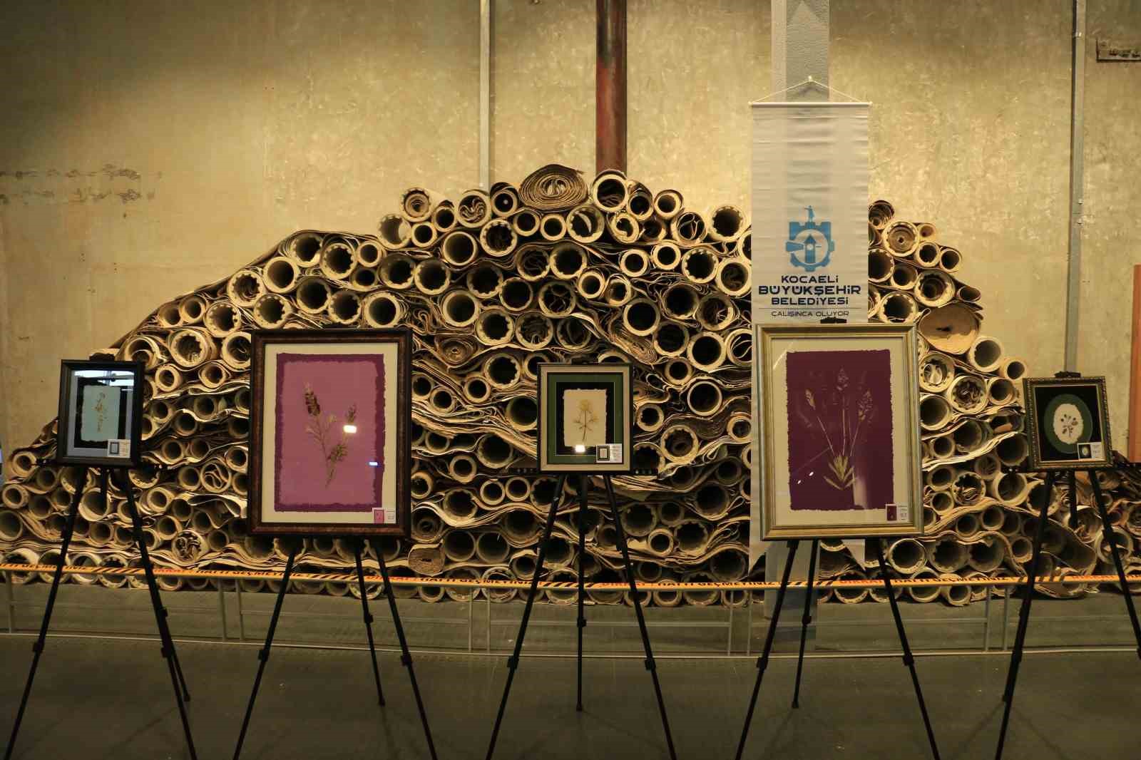 Kağıtta açan çiçekler sergisi SEKA’da açıldı
