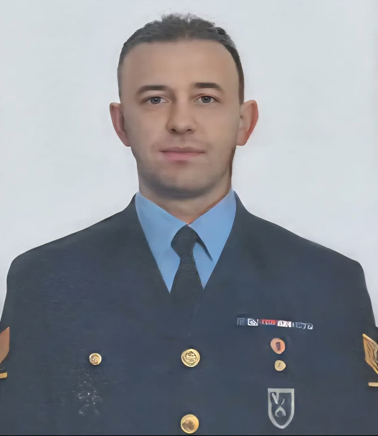 Sakaryalı şehidin mahallesi Türk bayraklarıyla donatıldı
