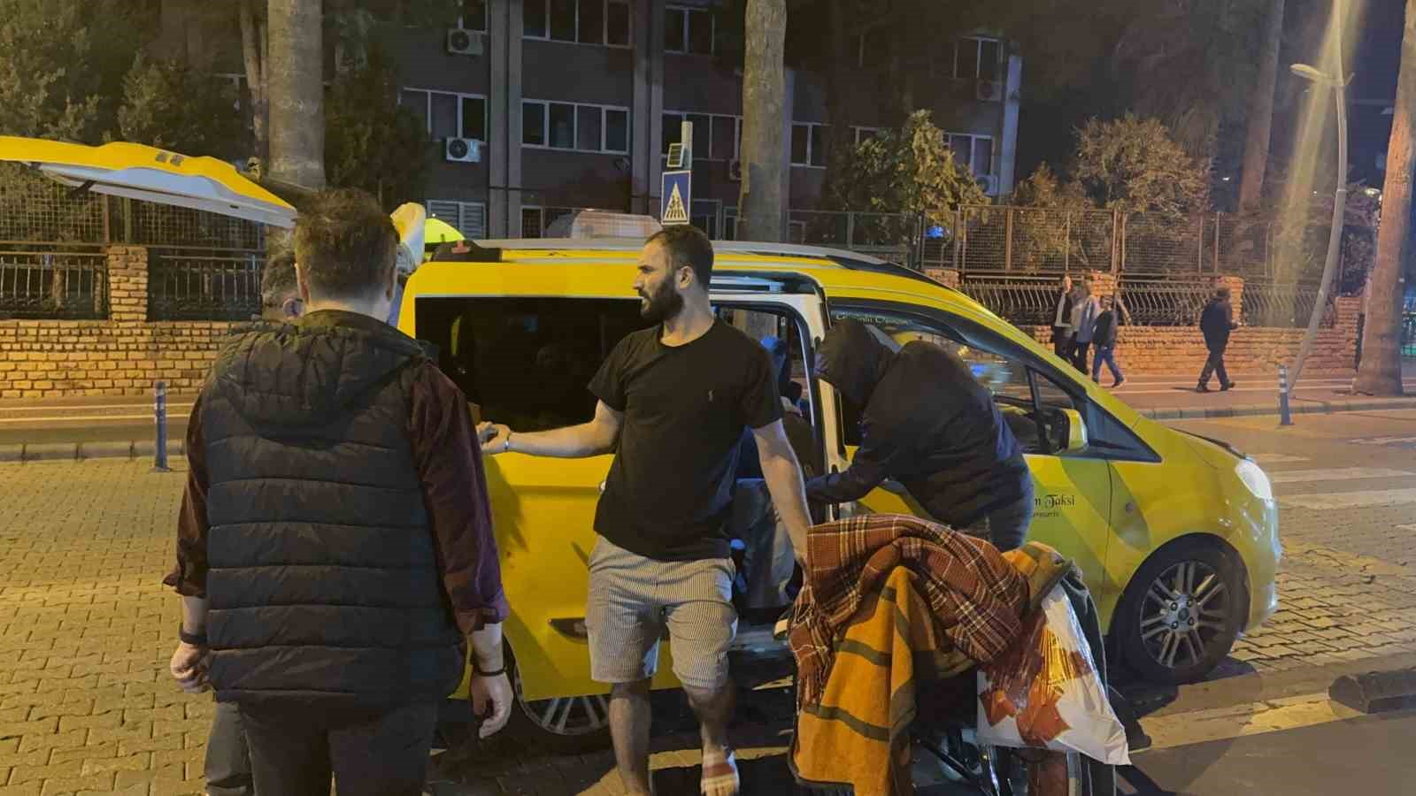 Marmaris&rsquo;te 70 yaşındaki Kıbrıs gazisi saatler s&uuml;ren ikna &ccedil;abalarının ardından aparta yerleştirildi
