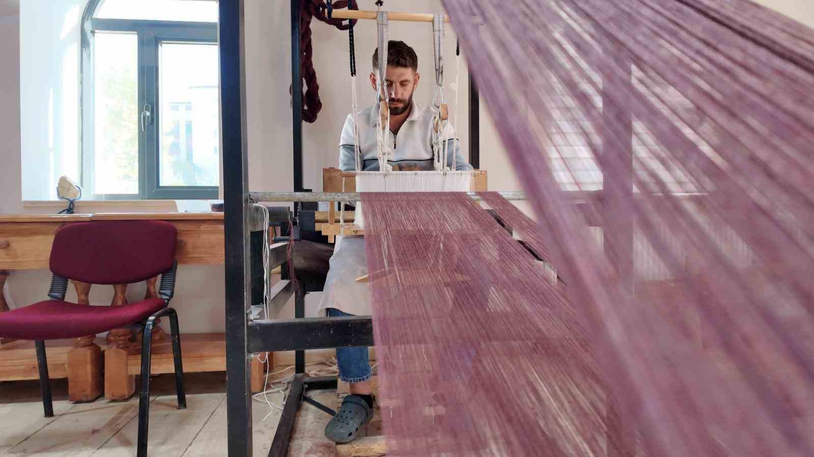 Siirt’in şal şepik kumaşının coğrafi işaretinin Avrupa Birliği düzeyine taşınması hedefleniyor