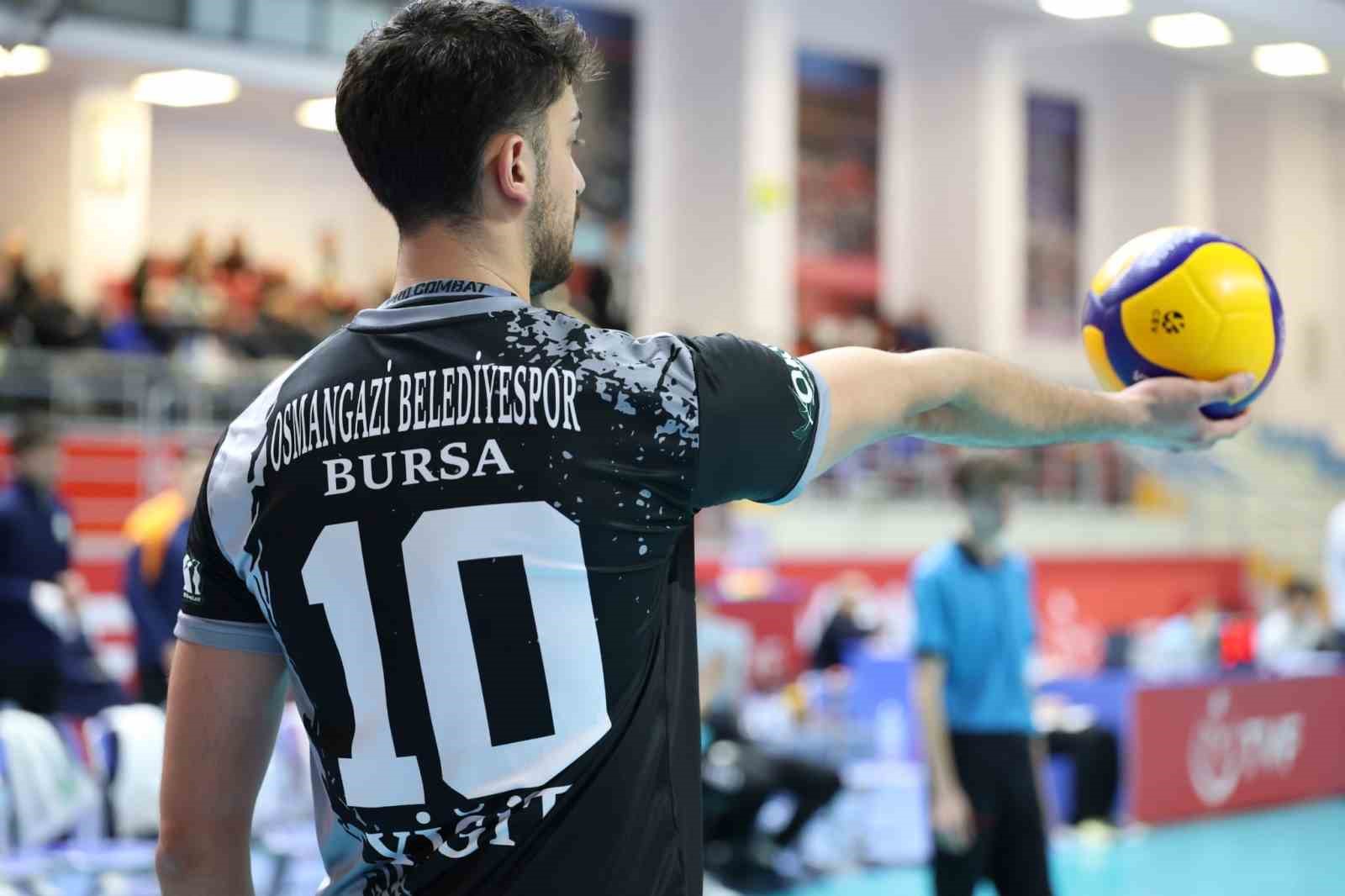 Osmangazi Belediyespor iyi mücadele ettiği karşılaşmayı 3-1 kaybetti
