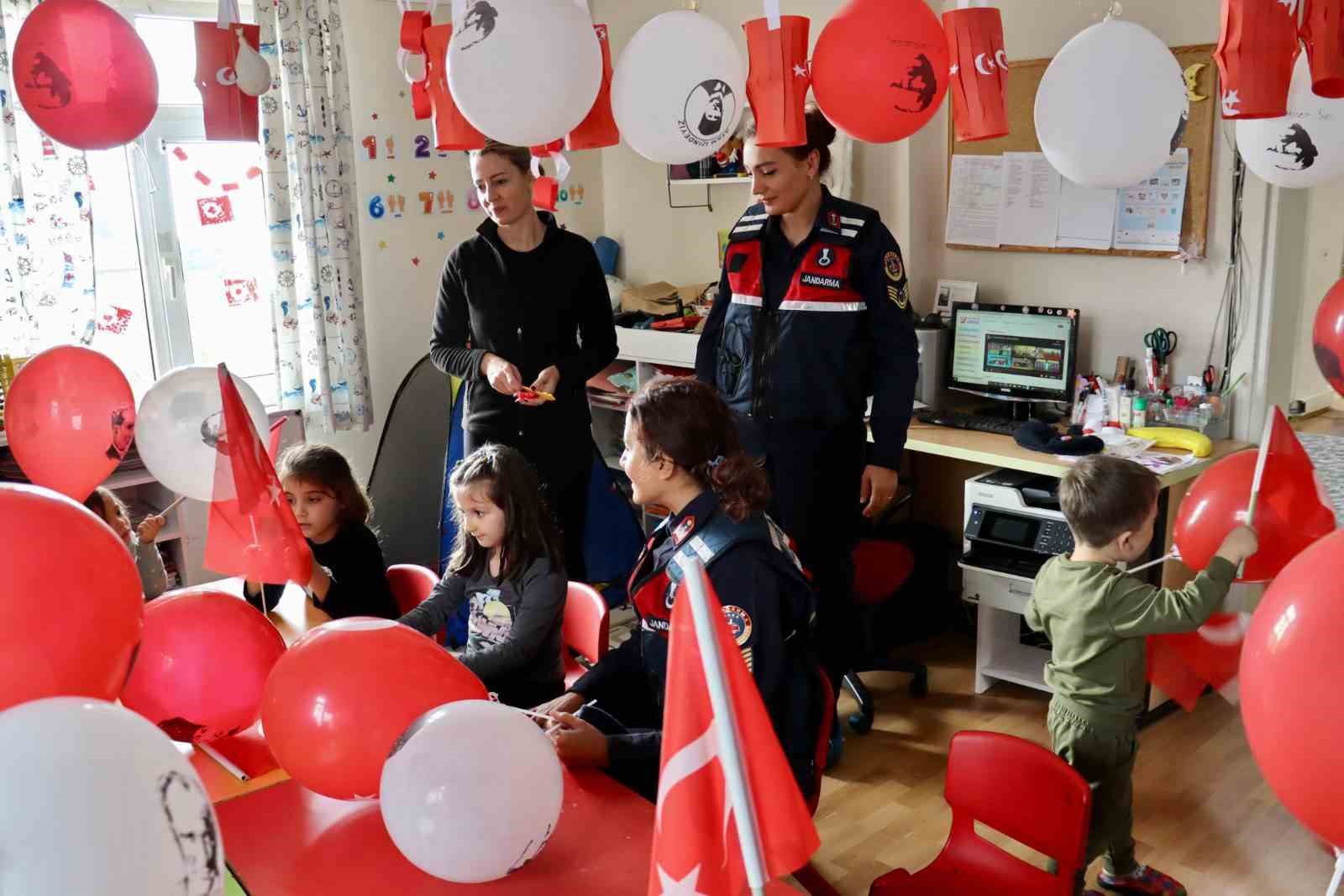 Çanakkale’de öğrencilere yönelik akran zorbalığı ve mahremiyet eğitimi