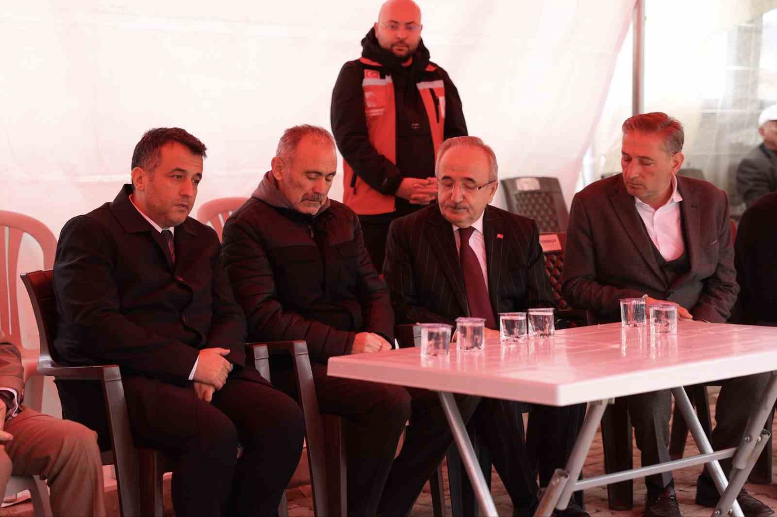 Başkan Doğan’dan şehit ailesine taziye
