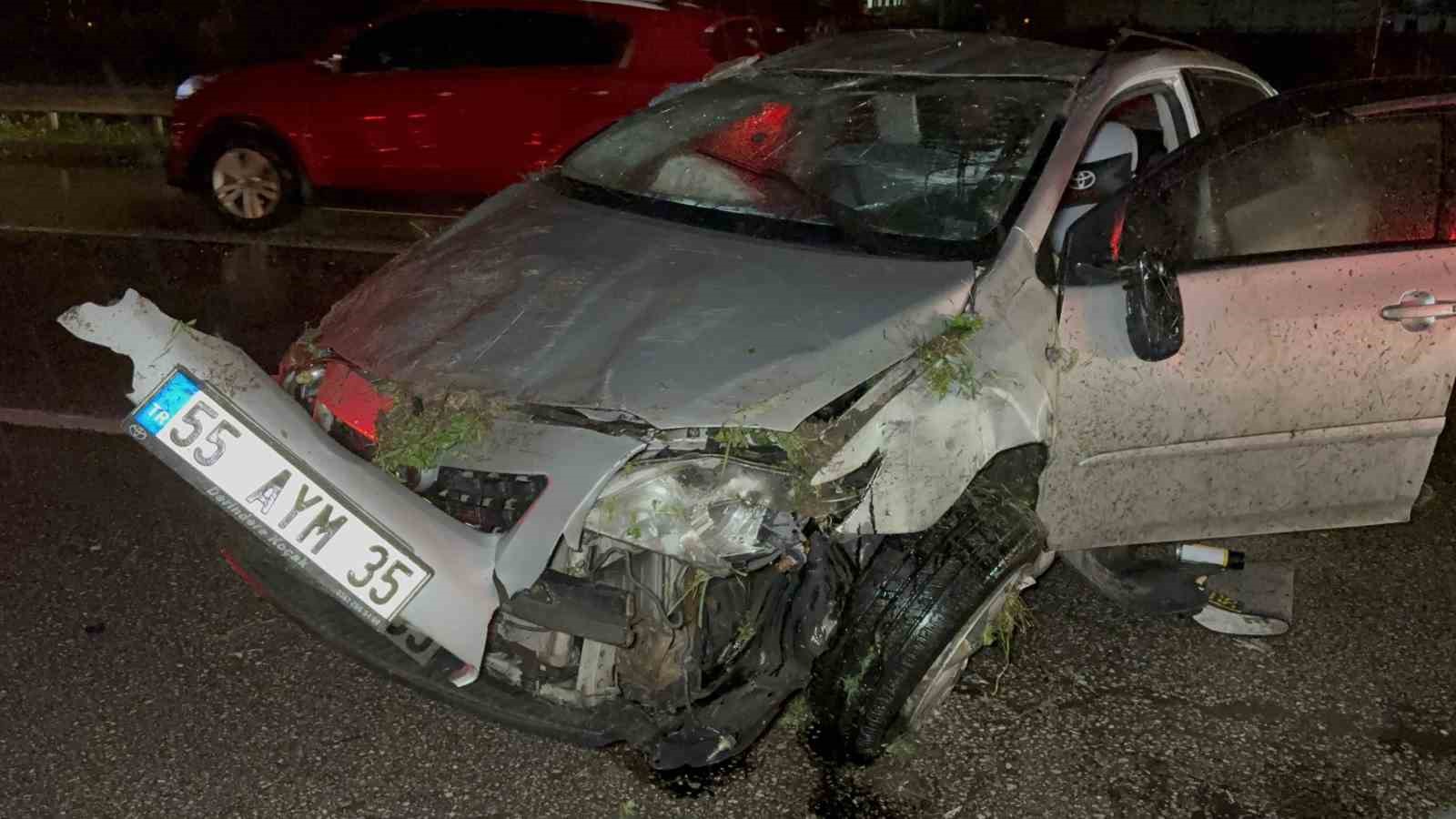 Hurdaya d&ouml;nen ara&ccedil;tan yara almadan &ccedil;ıktılar
