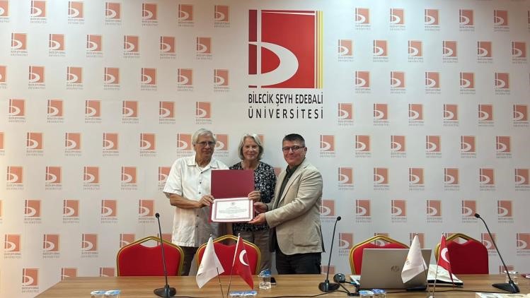 BŞEÜ’de farklı kültürler bir araya geldi
