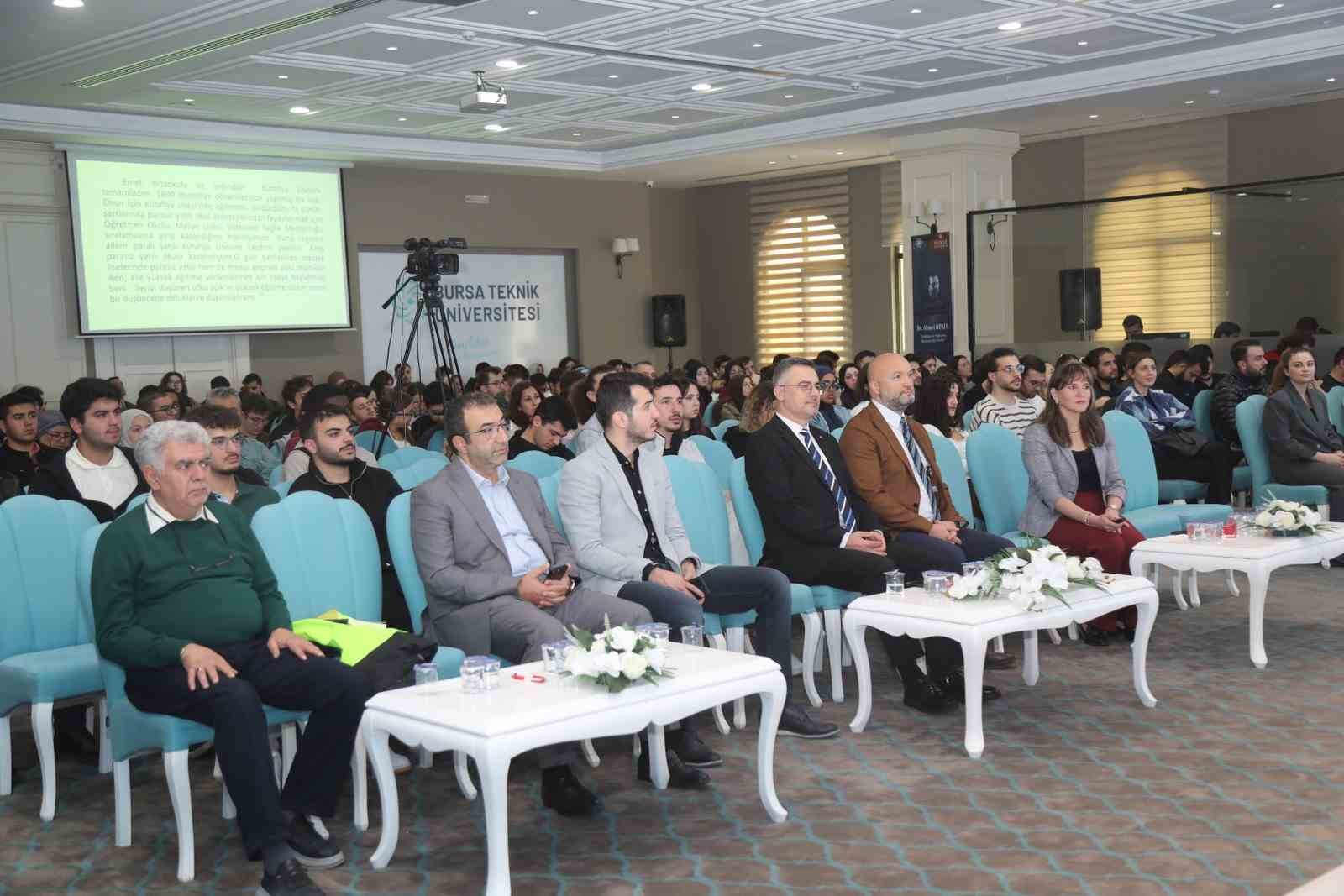 Dr. Ahmet Özkul; "Hayatın içinde olun iz bırakın"