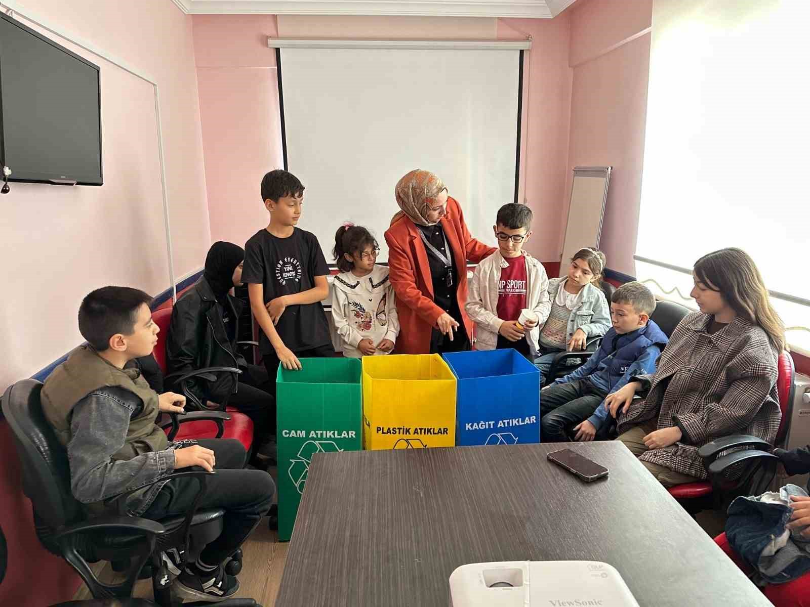 Kütahya Belediyesi’nden özel öğrencilere sıfır atık eğitimi
