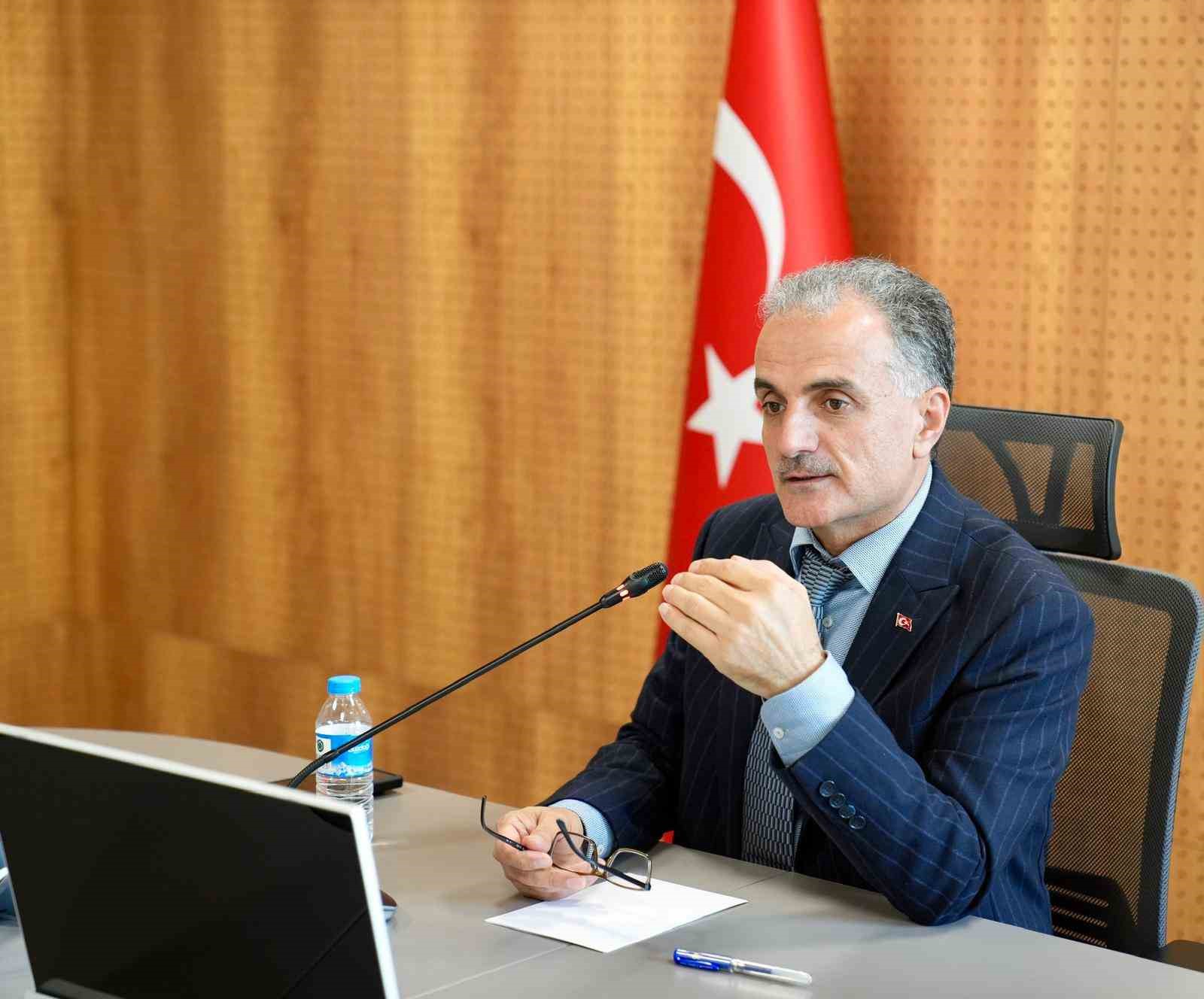 SAÜ’de yeni eğitim modeli tartışıldı