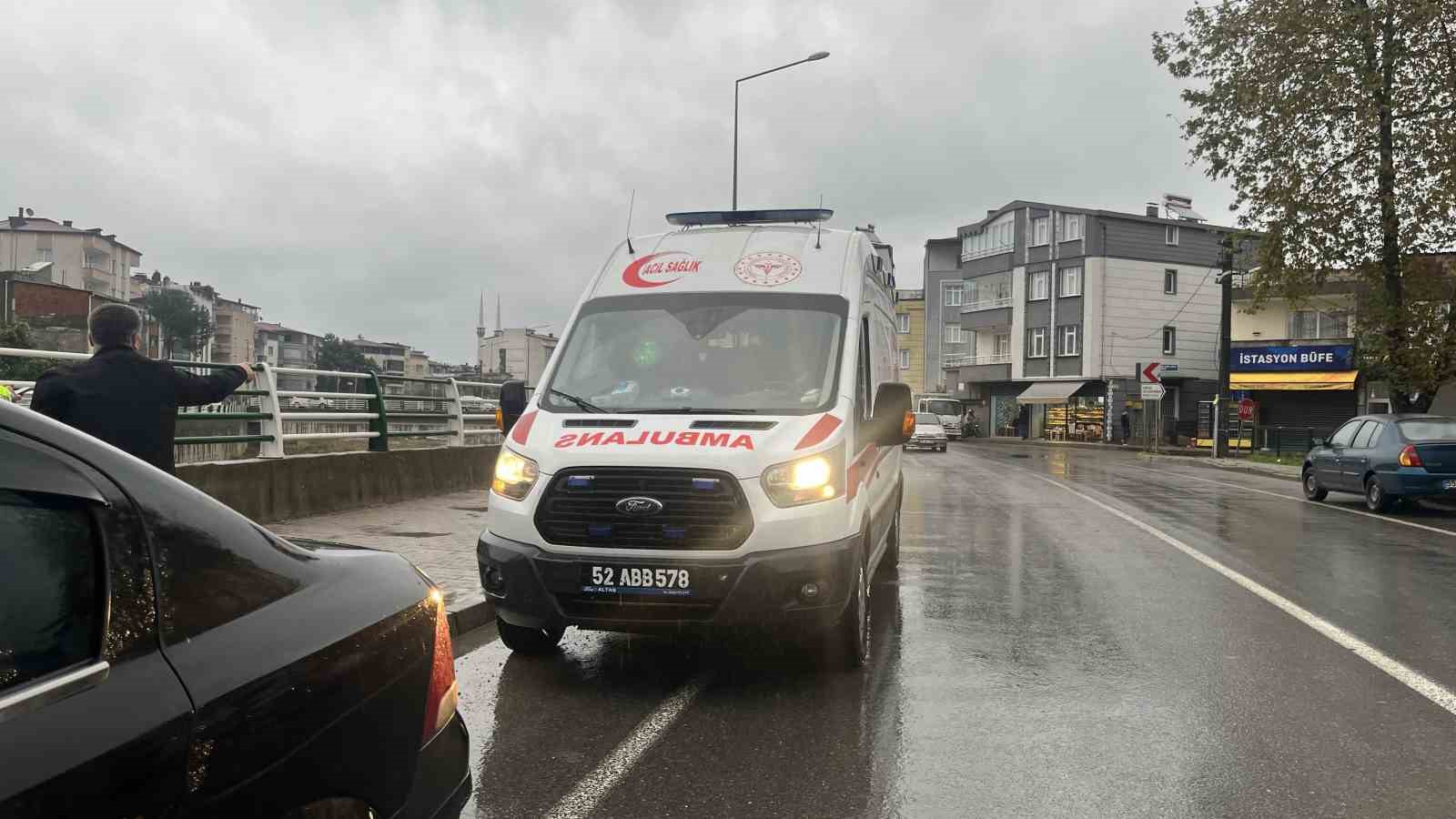 Ordu’da otomobilin çarptığı yaya yaralandı