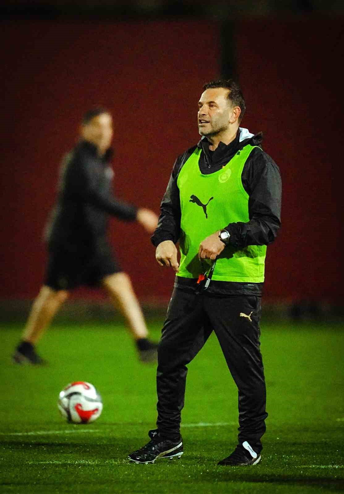 Galatasaray, Gen&ccedil;lerbirliği ma&ccedil;ı hazırlıklarına başladı
