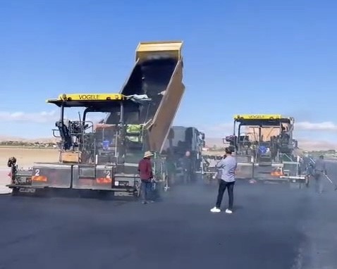 Van Ferit Melen Havalimanı&rsquo;ndaki pist yenileme &ccedil;alışmaları tamamlandı
