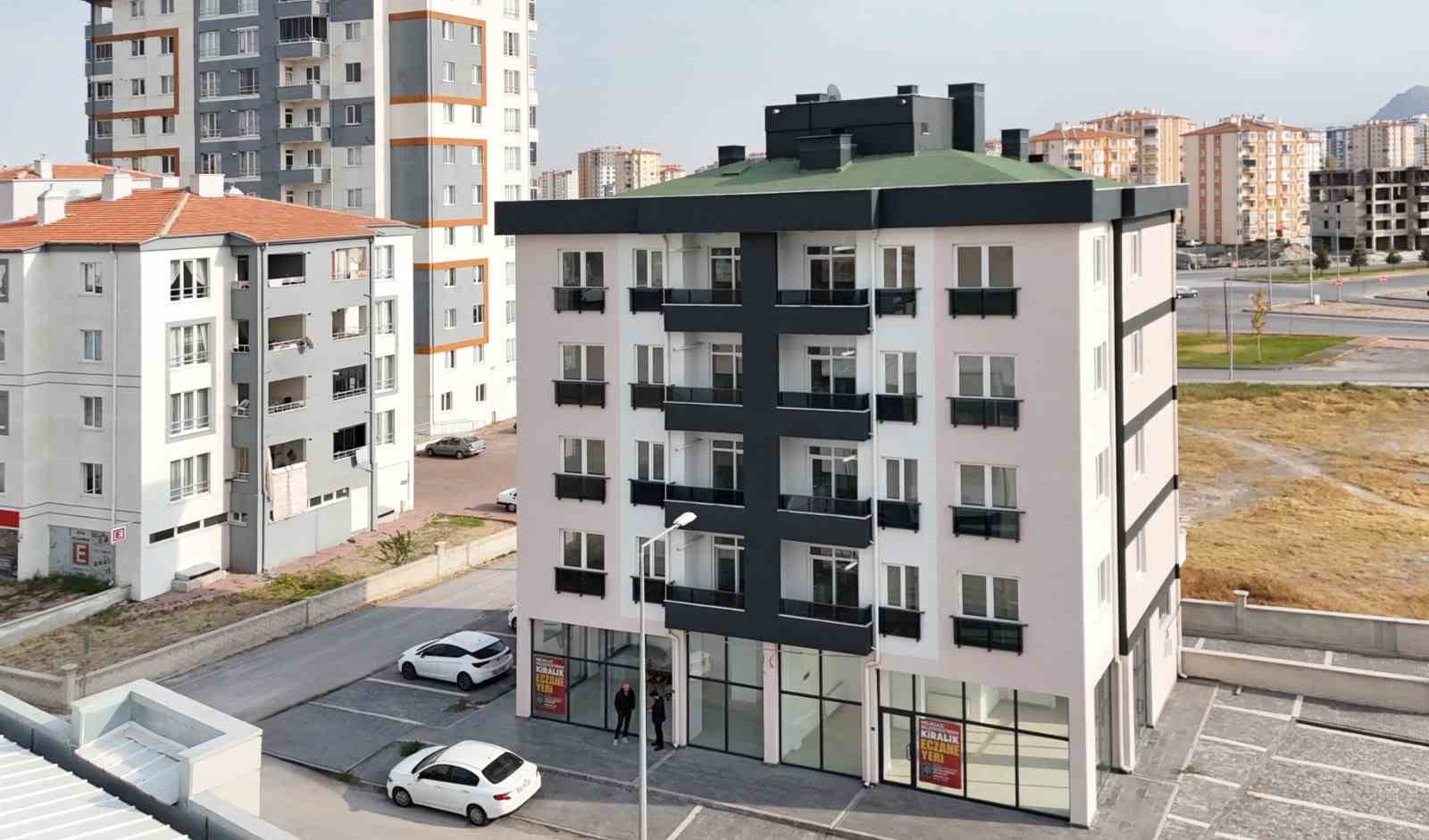 Melikgazi Belediyesi 21 aileyi daha kolay ödeme imkanı ile ev sahibi yapacak