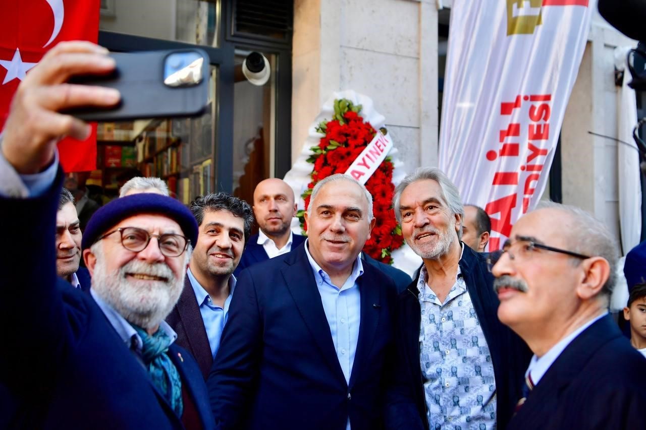 Kültür ve edebiyat merkezi Cağaloğlu Kitapçılar Çarşısı açıldı
