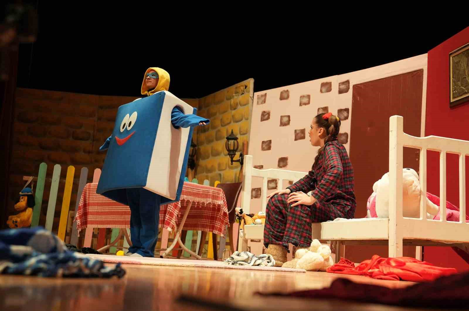 Keçiören Belediyesi’nden miniklere özel ‘Tembel Ayşe’ tiyatrosu