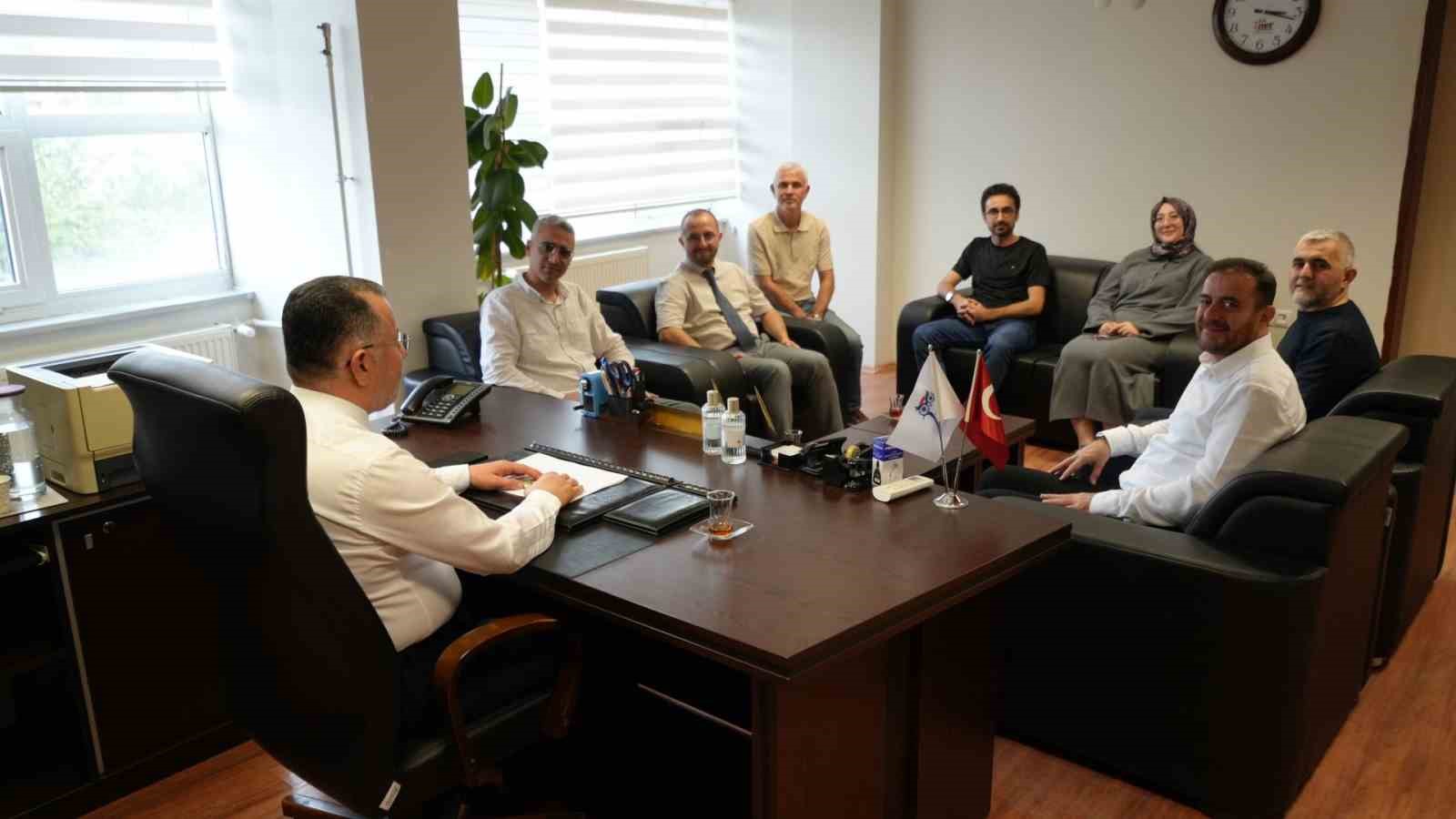 Rektör Kırışık, yeni kurulan fakültede incelemelerde bulundu
