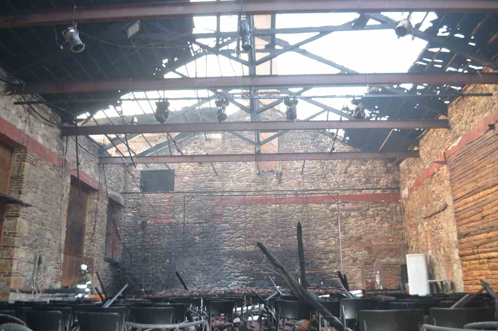 Yangında küle dönen sanatın merkezi Fabrika Ayvalık’a, AB desteği geldi