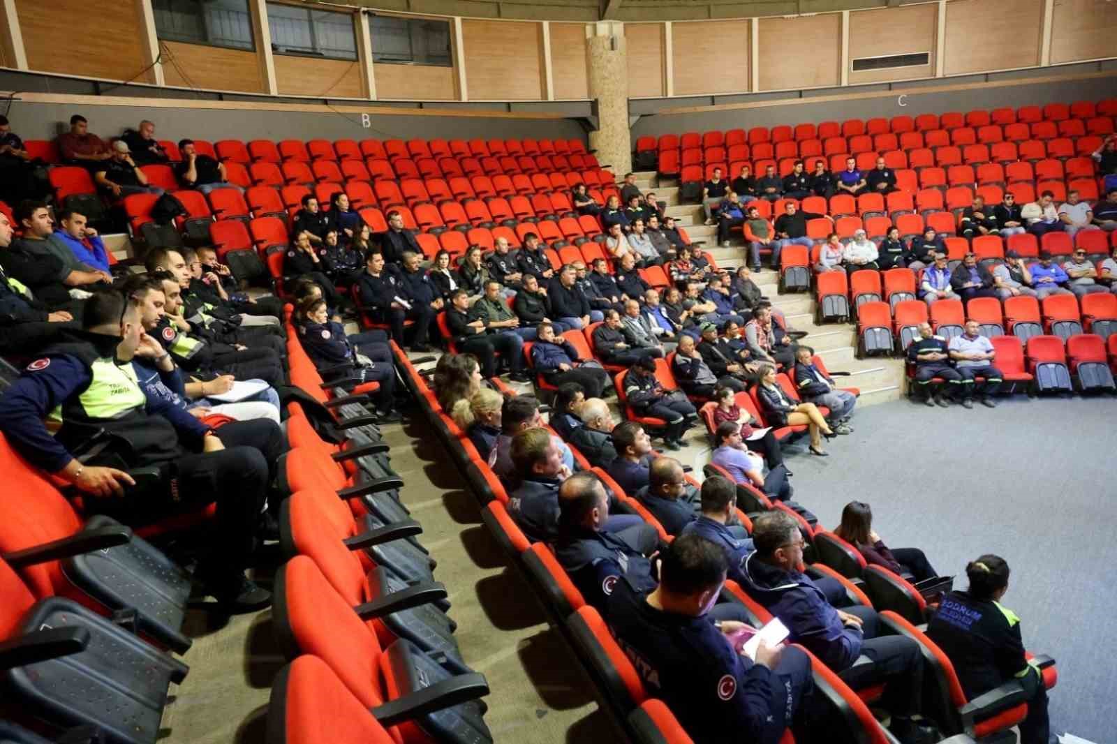 Bodrum Belediyesi kurum içi eğitimlerini sürdürüyor
