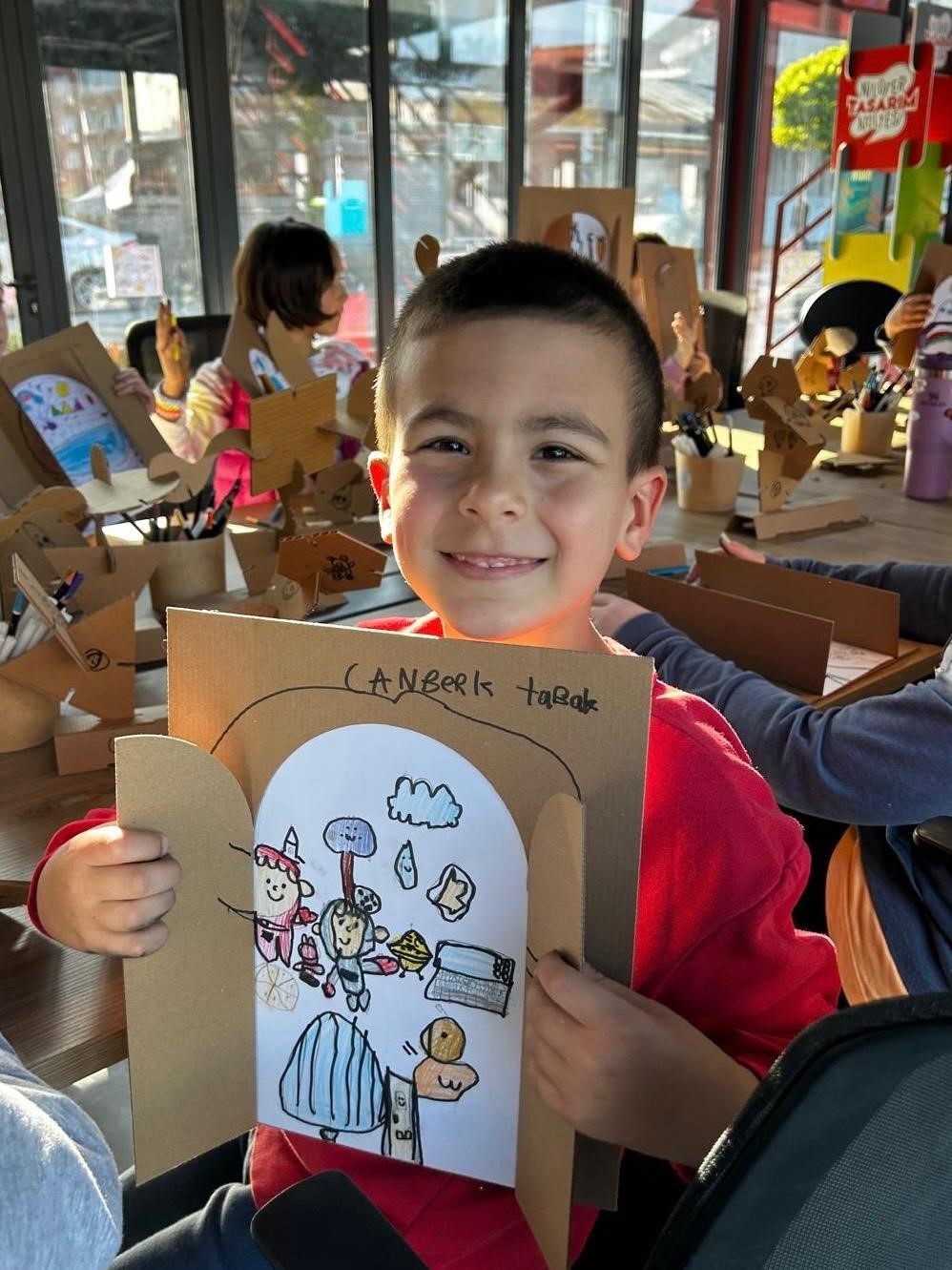 Çocuklar Pancar Deposu’nda sanatla buluştu
