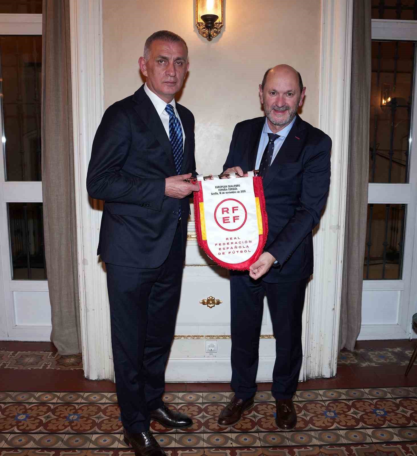 İspanya - Türkiye resmi maç yemeği düzenlendi
