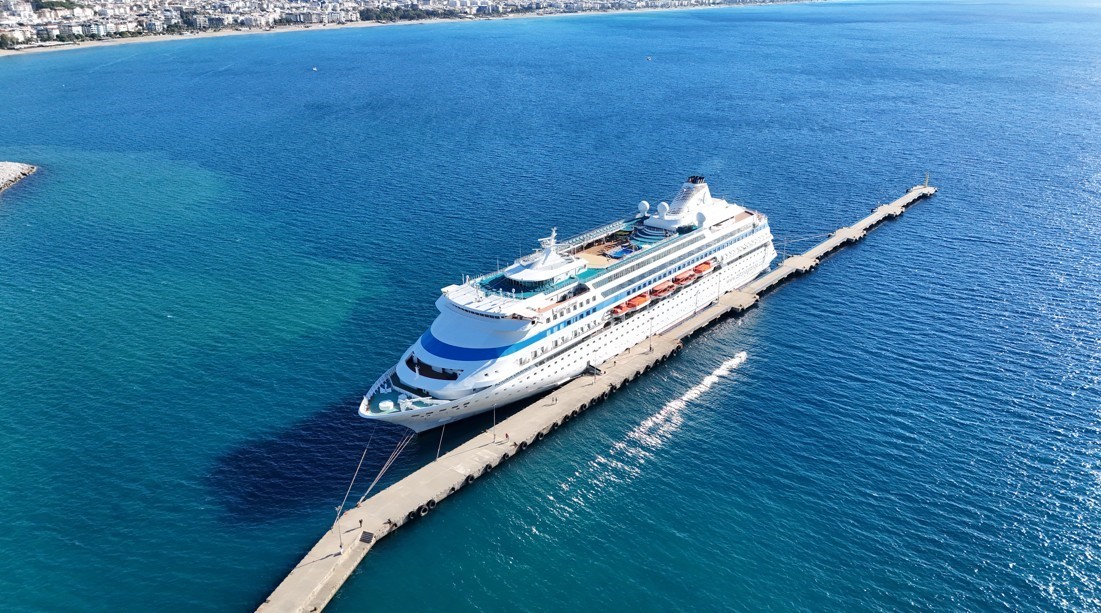 Alanya’da kruvaziyer rekoru: Bu yıl 25 gemiyle 23 bin turist geldi
