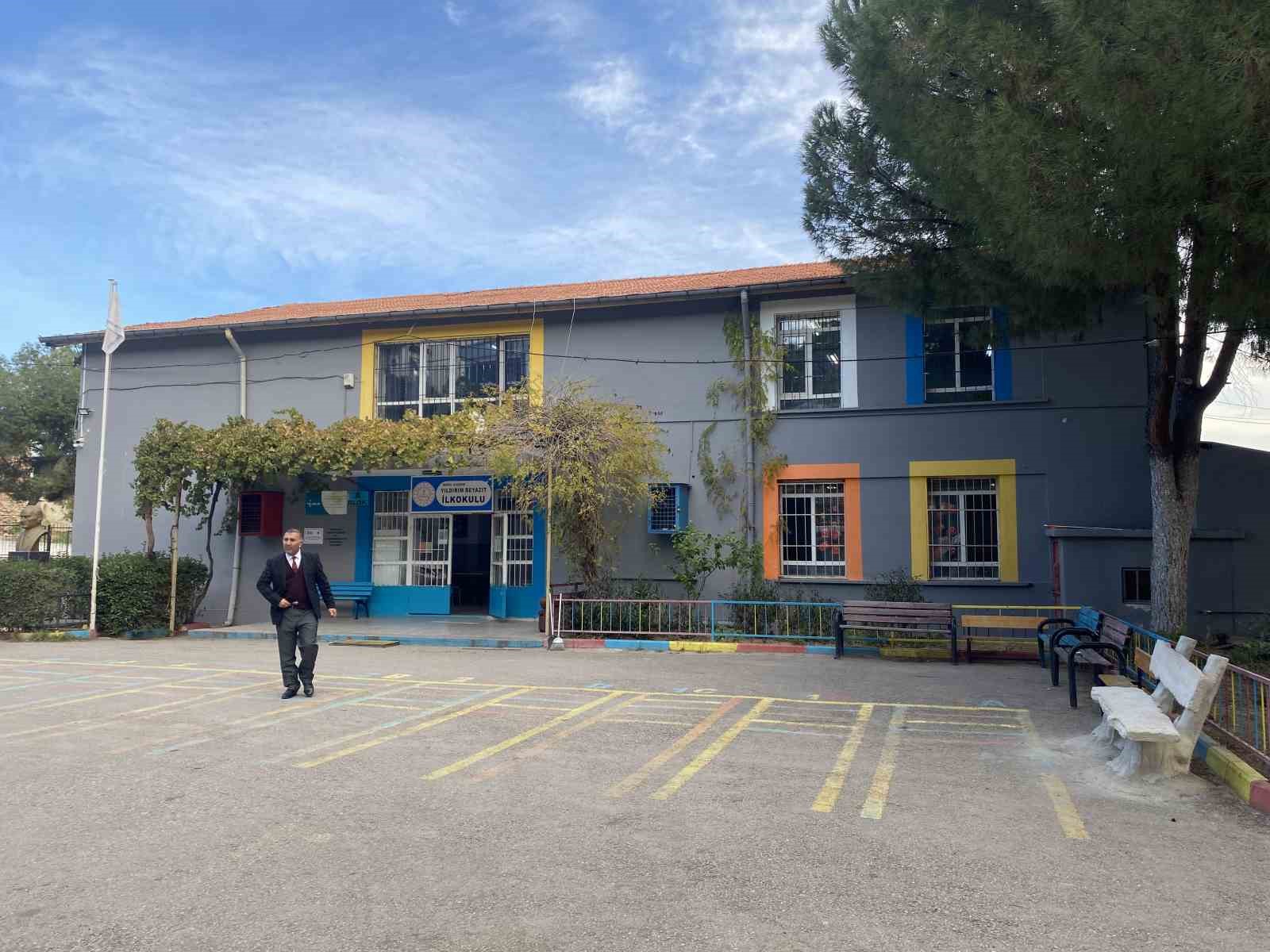 Sosyal medya mesajı okulu yeniletti