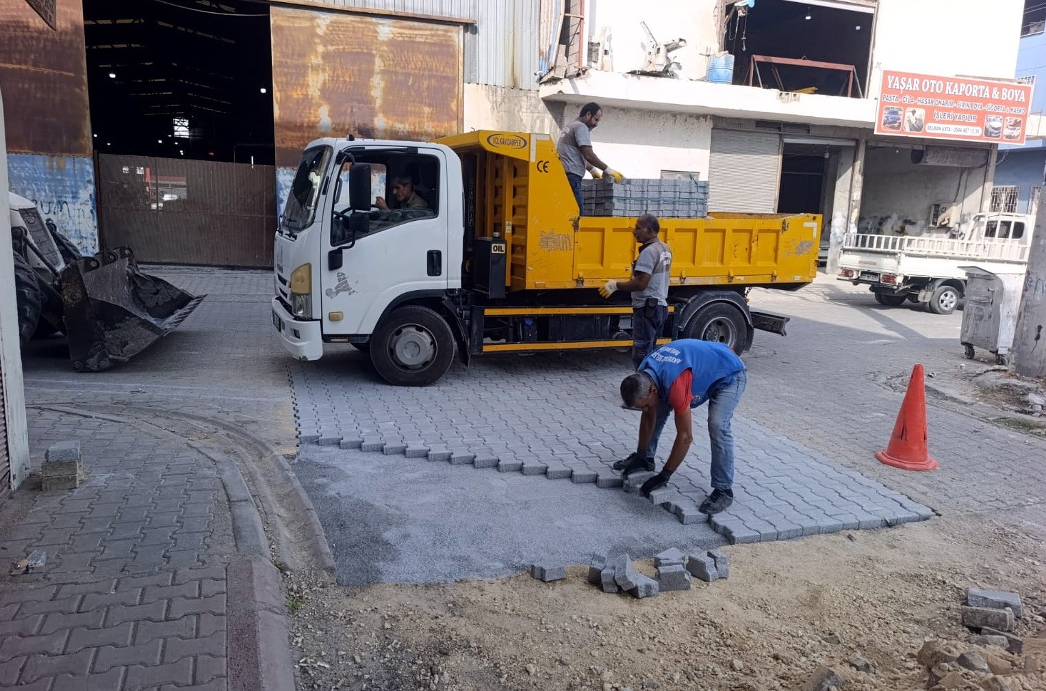Akdeniz’de sokak yenileme çalışmaları sürüyor
