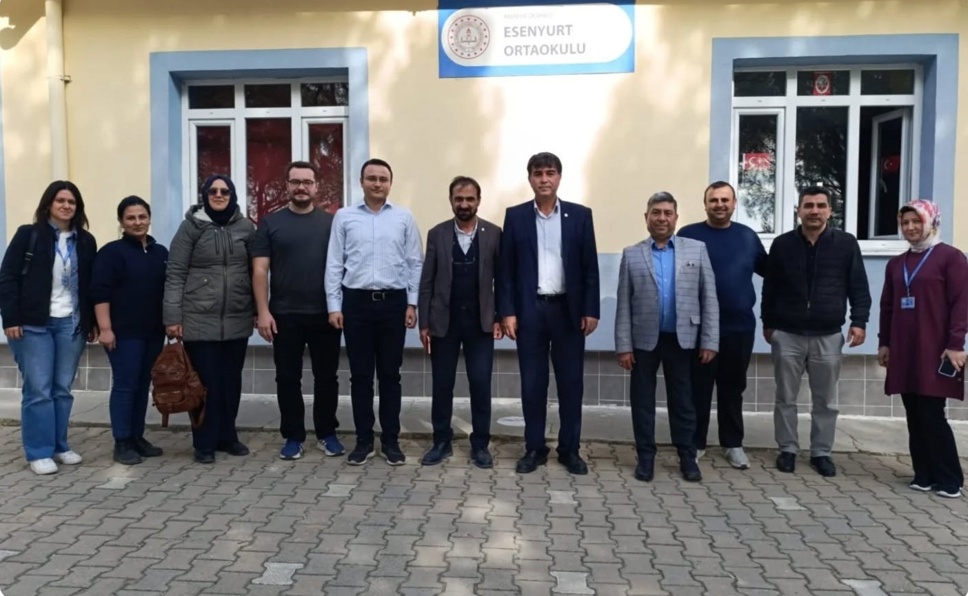 Eğitimcilerin talepleri Demirci’de masaya yatırıldı