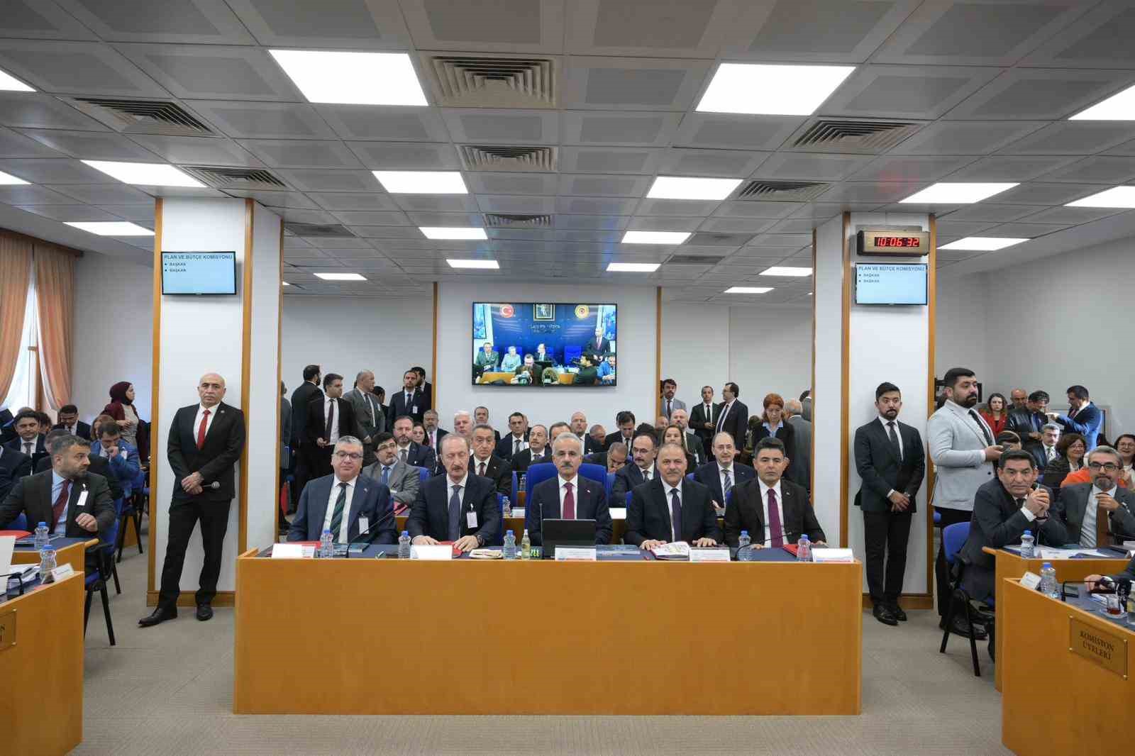 Bakan Uraloğlu: "Toplam yatırım tutarı 189 milyar lira olan 44 projeyi tamamladık"