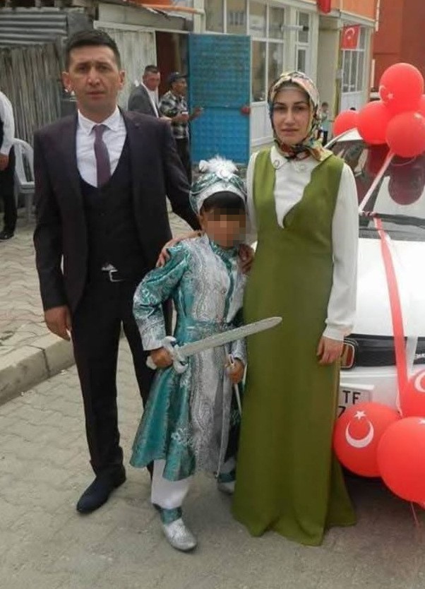 Eşi tarafından öldürülen kadın son yolculuğuna uğurlandı
