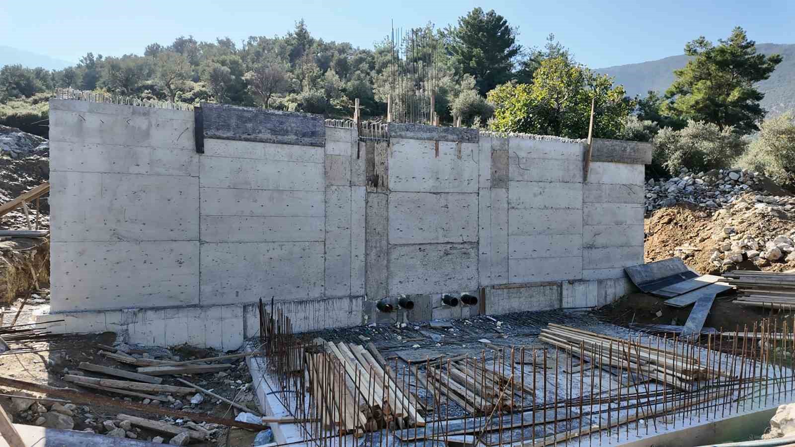 Milas Bafa Mahallesi’nde içme suyu deposu yenileniyor
