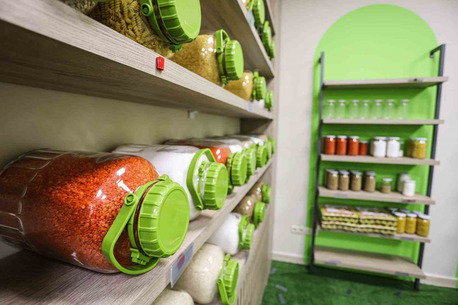 Bu markette para geçmiyor: Aile ekonomisine dev katkı