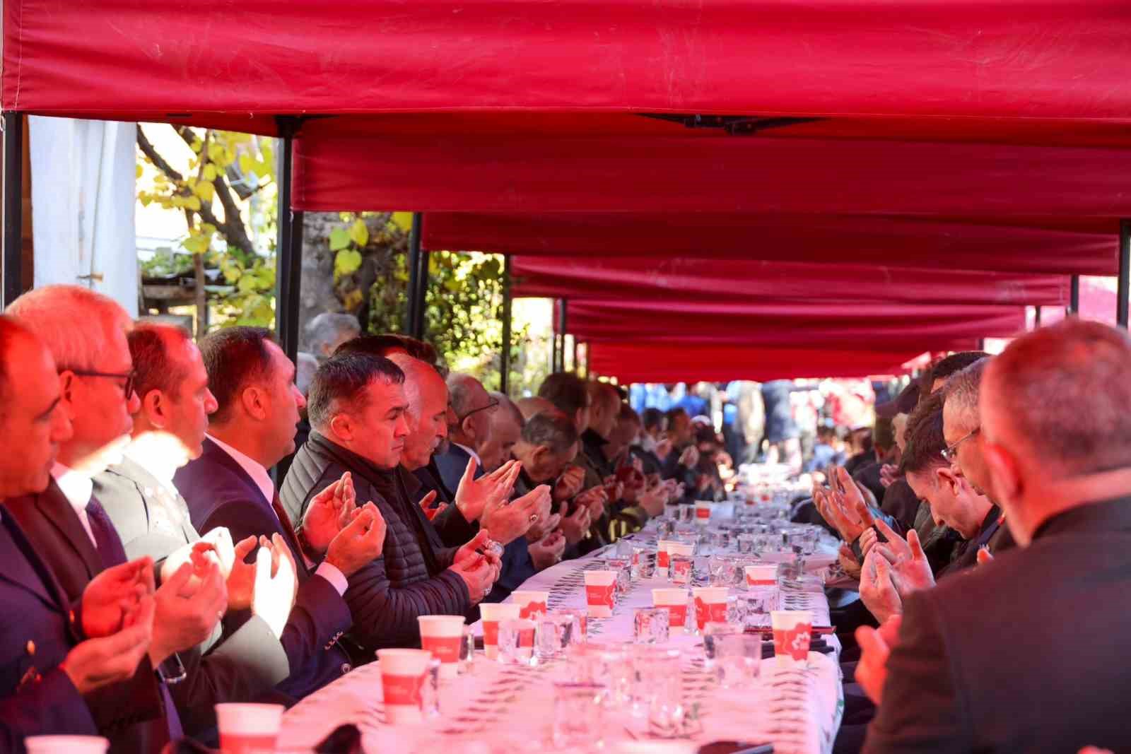 Bilecikli şehit İlhan Ongan’ın baba evinde Mevlid-i Şerif okundu
