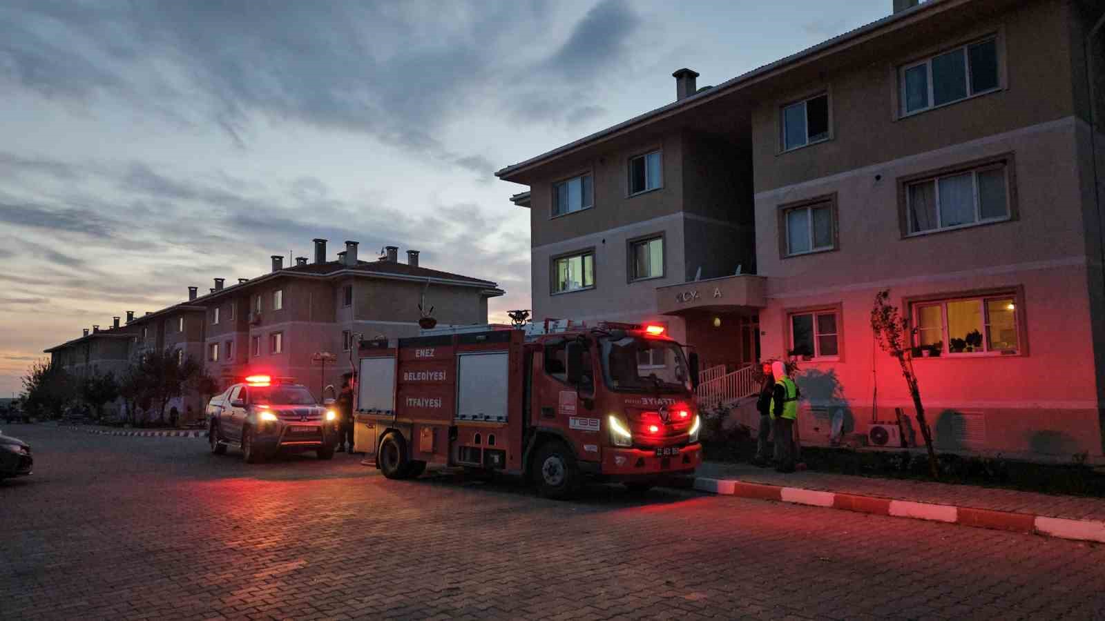 Edirne’de cinayet: Apartmanda kadını öldürdükten sonra intihar etti
