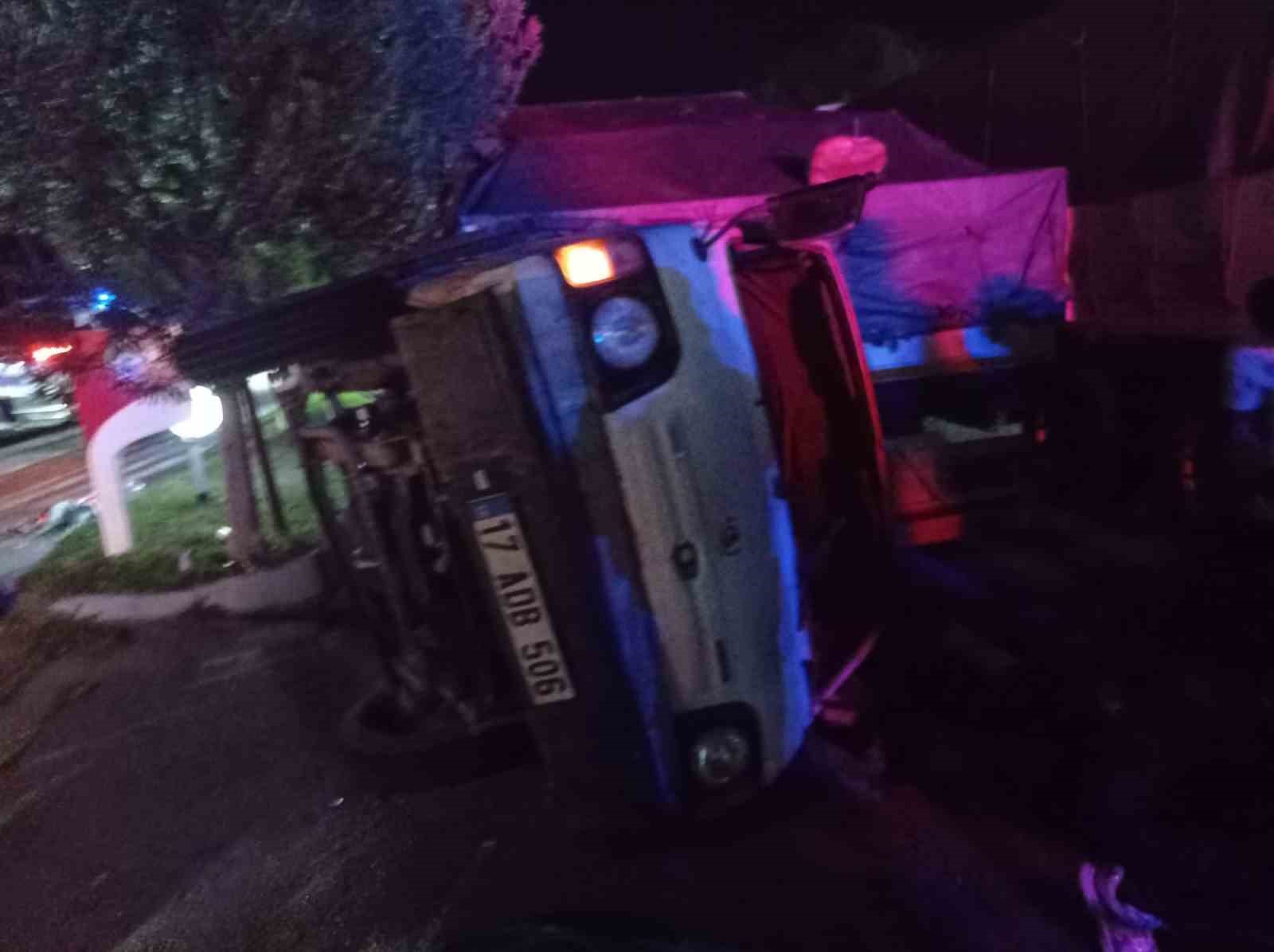 Havran’da kamyon ile kamyonet çarpıştı: 1 ölü, 1 yaralı
