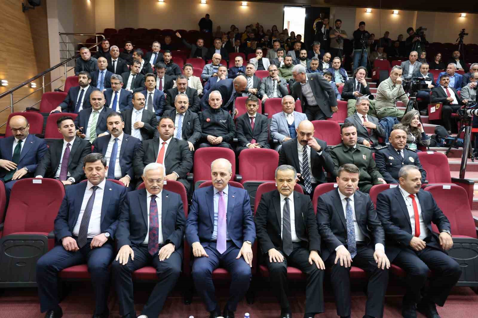 TBMM Başkanı Kurtulmuş: "Türkiye’nin her yerinde sadece kardeşlik türküleri söylenecektir"